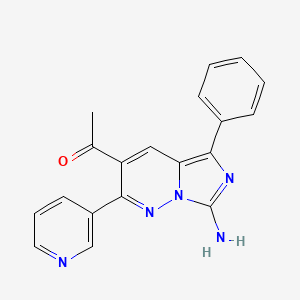 molecular formula C19H15N5O B14939884 1-[7-Amino-5-phenyl-2-(pyridin-3-yl)imidazo[1,5-b]pyridazin-3-yl]ethanone 