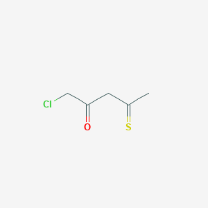 molecular formula C5H7ClOS B1494326 1-Chloro-3-ethanethioylpropan-2-one 