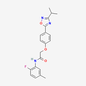 N-(2-fluoro-5-methylphenyl)-2-{4-[3-(propan-2-yl)-1,2,4-oxadiazol-5-yl]phenoxy}acetamide