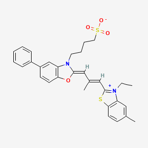 molecular formula C31H32N2O4S2 B1495501 5,9-Dimethyl-3-ethyl-5'-phenyl-3'-(4-sulfobutyl)oxathiacarbocyanine betaine 