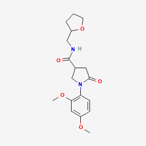 1-(2,4-dimethoxyphenyl)-5-oxo-N-(tetrahydrofuran-2-ylmethyl)pyrrolidine-3-carboxamide