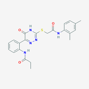 N-{2-[3-({[(2,4-Dimethylphenyl)carbamoyl]methyl}sulfanyl)-5-oxo-4,5-dihydro-1,2,4-triazin-6-YL]phenyl}propanamide