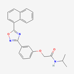 2-{3-[5-(naphthalen-1-yl)-1,2,4-oxadiazol-3-yl]phenoxy}-N-(propan-2-yl)acetamide