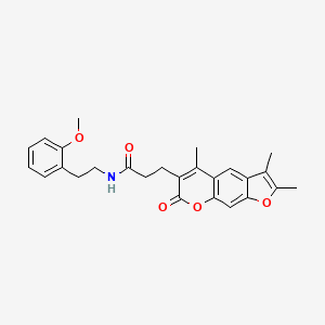 molecular formula C26H27NO5 B14990461 N-[2-(2-Methoxyphenyl)ethyl]-3-{2,3,5-trimethyl-7-oxo-7H-furo[3,2-G]chromen-6-YL}propanamide 