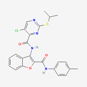 5-chloro-N-{2-[(4-methylphenyl)carbamoyl]-1-benzofuran-3-yl}-2-(propan-2-ylsulfanyl)pyrimidine-4-carboxamide