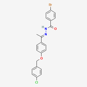 4-bromo-N'-[(1E)-1-{4-[(4-chlorobenzyl)oxy]phenyl}ethylidene]benzohydrazide