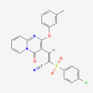 (2E)-2-[(4-chlorophenyl)sulfonyl]-3-[2-(3-methylphenoxy)-4-oxo-4H-pyrido[1,2-a]pyrimidin-3-yl]prop-2-enenitrile