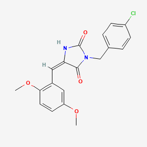 molecular formula C19H17ClN2O4 B15032894 (5E)-3-[(4-chlorophenyl)methyl]-5-[(2,5-dimethoxyphenyl)methylidene]imidazolidine-2,4-dione 