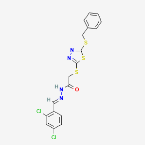 2-{[5-(benzylsulfanyl)-1,3,4-thiadiazol-2-yl]sulfanyl}-N'-[(E)-(2,4-dichlorophenyl)methylidene]acetohydrazide