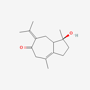 molecular formula C15H22O2 B15052165 (3S)-3-hydroxy-3,8-dimethyl-5-(propan-2-ylidene)-1,2,3,3a,4,5,6,7-octahydroazulen-6-one 