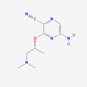 molecular formula C10H15N5O B1506710 (R)-5-amino-3-((1-(dimethylamino)propan-2-yl)oxy)pyrazine-2-carbonitrile 