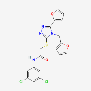 N-(3,5-dichlorophenyl)-2-{[5-(furan-2-yl)-4-(furan-2-ylmethyl)-4H-1,2,4-triazol-3-yl]sulfanyl}acetamide