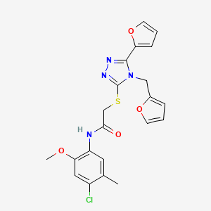 molecular formula C21H19ClN4O4S B15100275 N-(4-chloro-2-methoxy-5-methylphenyl)-2-{[5-(furan-2-yl)-4-(furan-2-ylmethyl)-4H-1,2,4-triazol-3-yl]sulfanyl}acetamide 