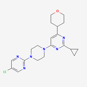 molecular formula C20H25ClN6O B15116337 4-[4-(5-Chloropyrimidin-2-yl)piperazin-1-yl]-2-cyclopropyl-6-(oxan-4-yl)pyrimidine 