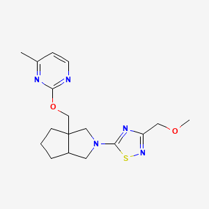 molecular formula C17H23N5O2S B15116354 2-({2-[3-(Methoxymethyl)-1,2,4-thiadiazol-5-yl]-octahydrocyclopenta[c]pyrrol-3a-yl}methoxy)-4-methylpyrimidine 