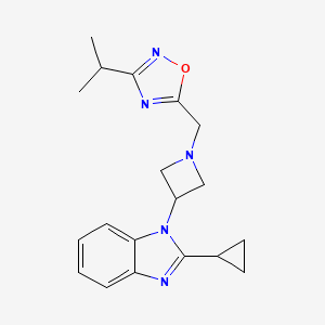 2-cyclopropyl-1-(1-{[3-(propan-2-yl)-1,2,4-oxadiazol-5-yl]methyl}azetidin-3-yl)-1H-1,3-benzodiazole