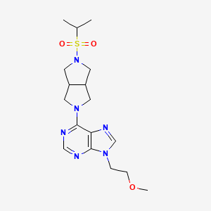 molecular formula C17H26N6O3S B15117254 9-(2-methoxyethyl)-6-[5-(propane-2-sulfonyl)-octahydropyrrolo[3,4-c]pyrrol-2-yl]-9H-purine 