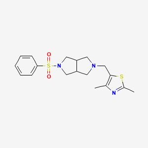 5-{[5-(Benzenesulfonyl)-octahydropyrrolo[3,4-c]pyrrol-2-yl]methyl}-2,4-dimethyl-1,3-thiazole