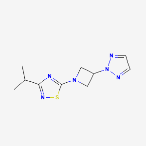 molecular formula C10H14N6S B15119991 3-(propan-2-yl)-5-[3-(2H-1,2,3-triazol-2-yl)azetidin-1-yl]-1,2,4-thiadiazole 