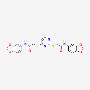 molecular formula C22H18N4O6S2 B15120553 N-(2H-1,3-benzodioxol-5-yl)-2-{[2-({[(2H-1,3-benzodioxol-5-yl)carbamoyl]methyl}sulfanyl)pyrimidin-4-yl]sulfanyl}acetamide 