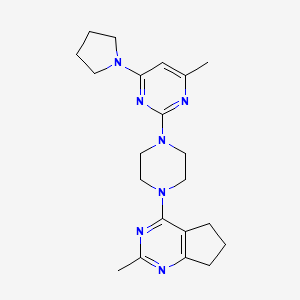 molecular formula C21H29N7 B15121128 4-methyl-2-(4-{2-methyl-5H,6H,7H-cyclopenta[d]pyrimidin-4-yl}piperazin-1-yl)-6-(pyrrolidin-1-yl)pyrimidine 