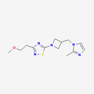 molecular formula C13H19N5OS B15121396 3-(2-methoxyethyl)-5-{3-[(2-methyl-1H-imidazol-1-yl)methyl]azetidin-1-yl}-1,2,4-thiadiazole 