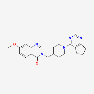 3-[(1-{5H,6H,7H-cyclopenta[d]pyrimidin-4-yl}piperidin-4-yl)methyl]-7-methoxy-3,4-dihydroquinazolin-4-one