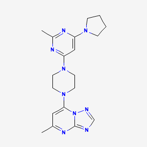 2-Methyl-4-(4-{5-methyl-[1,2,4]triazolo[1,5-a]pyrimidin-7-yl}piperazin-1-yl)-6-(pyrrolidin-1-yl)pyrimidine