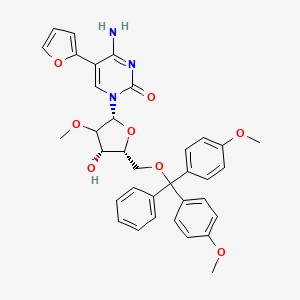 4-amino-1-[(2R,4S,5R)-5-[[bis(4-methoxyphenyl)-phenylmethoxy]methyl]-4-hydroxy-3-methoxyoxolan-2-yl]-5-(furan-2-yl)pyrimidin-2-one