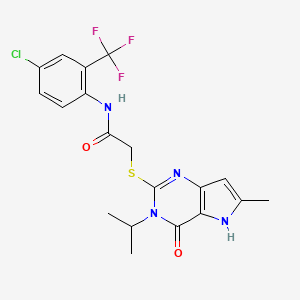 N-[4-chloro-2-(trifluoromethyl)phenyl]-2-{[6-methyl-4-oxo-3-(propan-2-yl)-4,5-dihydro-3H-pyrrolo[3,2-d]pyrimidin-2-yl]sulfanyl}acetamide