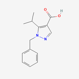 molecular formula C14H16N2O2 B1517257 1-苄基-5-(丙烷-2-基)-1H-吡唑-4-羧酸 CAS No. 1152549-00-2
