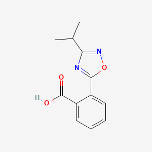 B1517265 2-[3-(Propan-2-yl)-1,2,4-oxadiazol-5-yl]benzoic acid CAS No. 1038375-52-8