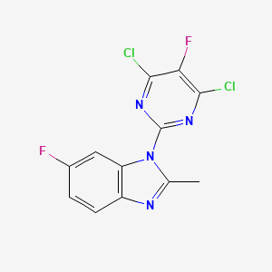 molecular formula C12H6Cl2F2N4 B1518395 1-(4,6-dichloro-5-fluoropyrimidin-2-yl)-6-fluoro-2-methyl-1H-benzo[d]imidazole 