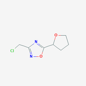 molecular formula C7H9ClN2O2 B1521301 3-(Chloromethyl)-5-(tetrahydrofuran-2-YL)-1,2,4-oxadiazole CAS No. 1039860-29-1