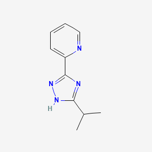 molecular formula C10H12N4 B1521507 2-[3-(propan-2-yl)-1H-1,2,4-triazol-5-yl]pyridine CAS No. 1215910-88-5