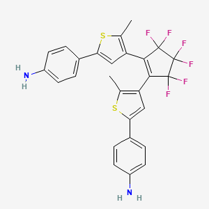 molecular formula C27H20F6N2S2 B15217988 3,3'-(Hexafluorocyclopentene-1,2-diyl)bis[2-methyl-5-(4-aminophenyl)thiophene] 