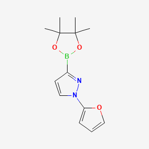 molecular formula C13H17BN2O3 B15221698 1-(Furan-2-yl)-3-(4,4,5,5-tetramethyl-1,3,2-dioxaborolan-2-yl)-1H-pyrazole 