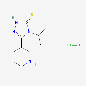 molecular formula C10H19ClN4S B1522891 5-(piperidin-3-yl)-4-(propan-2-yl)-4H-1,2,4-triazole-3-thiol hydrochloride CAS No. 1269152-36-4