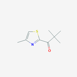 molecular formula C9H13NOS B15238660 2,2-Dimethyl-1-(4-methyl-1,3-thiazol-2-yl)propan-1-one 