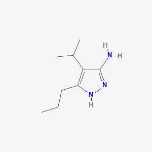 molecular formula C9H17N3 B15241035 4-(propan-2-yl)-3-propyl-1H-pyrazol-5-amine 