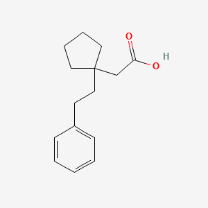 B1525385 2-[1-(2-Phenylethyl)cyclopentyl]acetic acid CAS No. 92655-03-3
