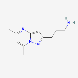 molecular formula C11H16N4 B15257061 3-{5,7-Dimethylpyrazolo[1,5-a]pyrimidin-2-yl}propan-1-amine 