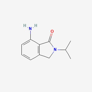 molecular formula C11H14N2O B15257488 7-Amino-2-(propan-2-yl)-2,3-dihydro-1H-isoindol-1-one 