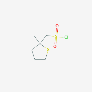 molecular formula C6H11ClO2S2 B15258617 (2-Methylthiolan-2-yl)methanesulfonyl chloride 