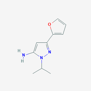 molecular formula C10H13N3O B1526566 3-(furan-2-yl)-1-(propan-2-yl)-1H-pyrazol-5-amine CAS No. 1250037-05-8