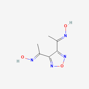 molecular formula C6H8N4O3 B15283994 (3Z,4Z)-3,4-bis(1-nitrosoethylidene)-1,2,5-oxadiazolidine 