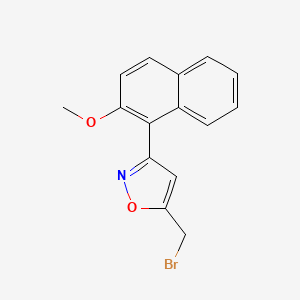 molecular formula C15H12BrNO2 B1528704 5-(溴甲基)-3-(2-甲氧基萘-1-基)-1,2-恶唑 CAS No. 1432679-47-4