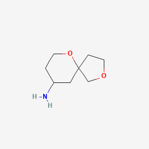 molecular formula C8H15NO2 B1528785 2,6-二氧杂螺[4.5]癸-9-胺 CAS No. 1343024-86-1