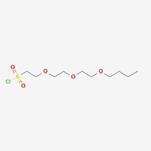 molecular formula C10H21ClO5S B1528820 2-[2-(2-丁氧基乙氧基)乙氧基]乙烷-1-磺酰氯 CAS No. 1343961-77-2