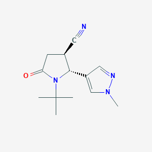 molecular formula C13H18N4O B1528996 (2R,3R)-1-叔丁基-2-(1-甲基-1H-吡唑-4-基)-5-氧代吡咯烷-3-腈 CAS No. 1808624-10-3